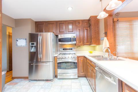 1089 Valley Stream Dr, Wheeling, IL 60090 photo 11