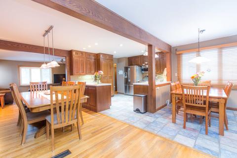 1089 Valley Stream Dr, Wheeling, IL 60090 photo 13