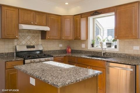 2711 Old Mill Ln, Rolling Meadows, IL 60008 photo 2