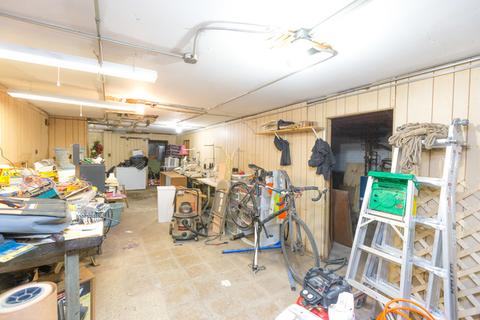 5349 W Crystal St, Chicago, IL 60651 photo 15