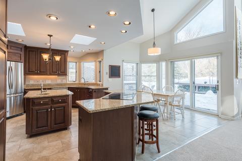 217 S Gables Blvd, Wheaton, IL 60187 photo 19