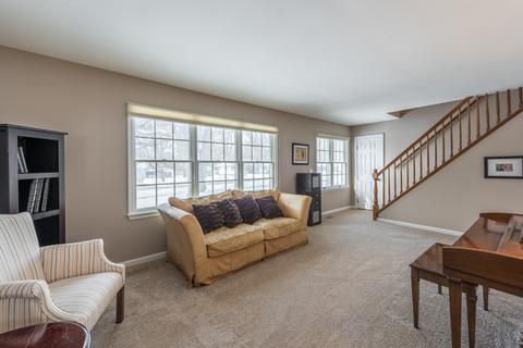 217 S Gables Blvd, Wheaton, IL 60187 photo 8