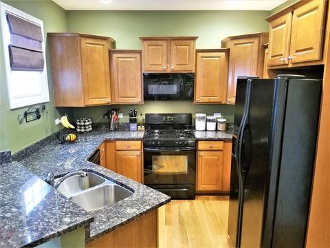 2505 Reflections Dr, Crest Hill, IL 60403 photo 3