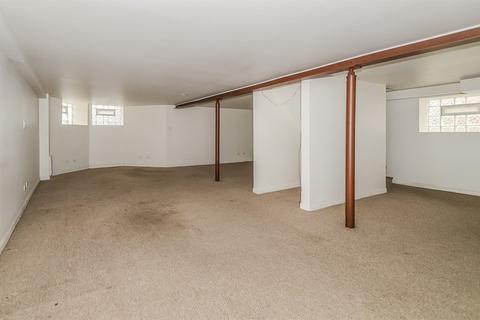 630 E 90th St, Chicago, IL 60619 photo 8