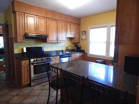 9224 Springfield Ave, Evanston, IL 60203 photo 5