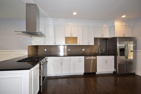 1930 Maple Ave, Berwyn, IL 60402 photo 10