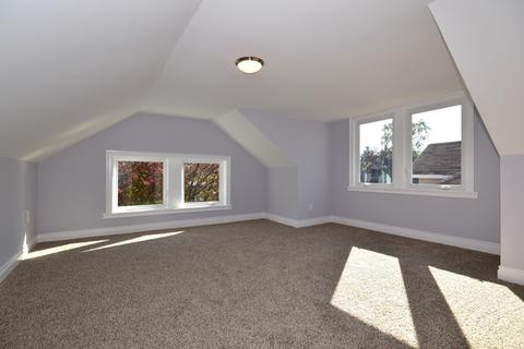 1930 Maple Ave, Berwyn, IL 60402 photo 11