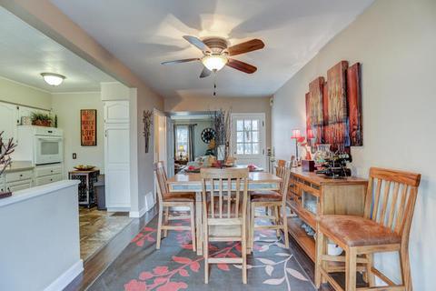 441 E Pells St, Paxton, IL 60957 photo 8