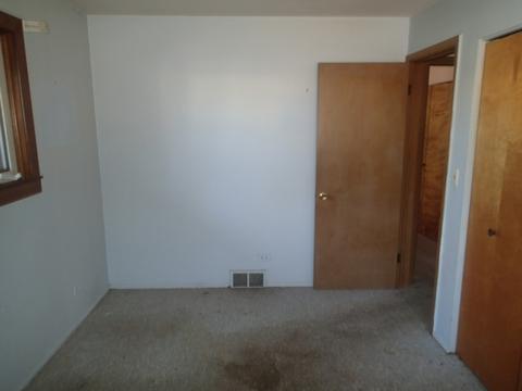 634 Nelson Ln, Des Plaines, IL 60016 photo 9