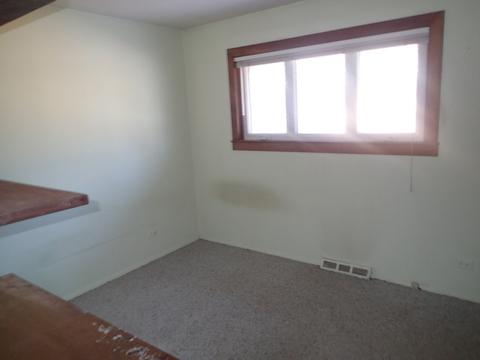 634 Nelson Ln, Des Plaines, IL 60016 photo 8