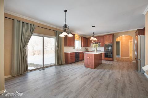 170 S Oakleaf Rd, Algonquin, IL 60102 photo 5