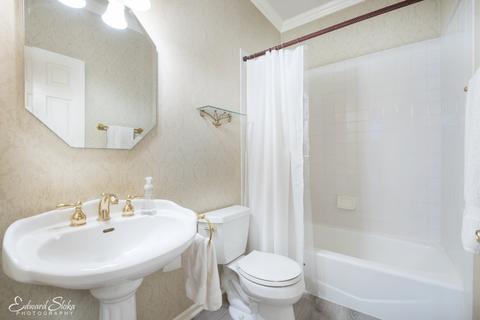 170 S Oakleaf Rd, Algonquin, IL 60102 photo 17