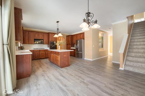 170 S Oakleaf Rd, Algonquin, IL 60102 photo 3