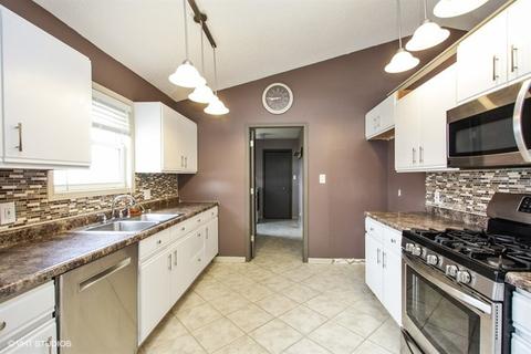 413 Willow St, Herscher, IL 60941 photo 5