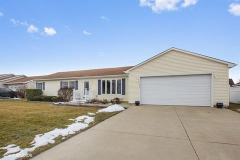 413 Willow St, Herscher, IL 60941 photo 1