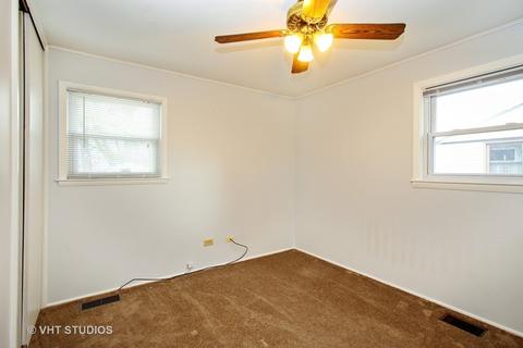 2411 Bluebird Ln, Rolling Meadows, IL 60008 photo 6