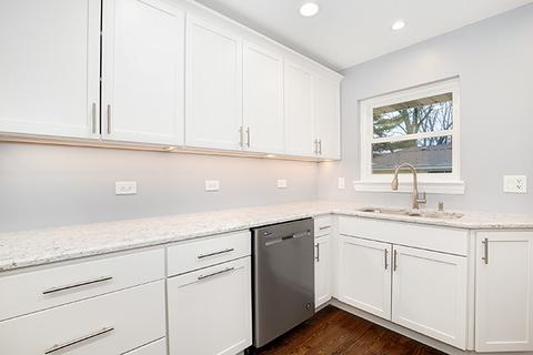 408 W Elm St, Wheaton, IL 60189 photo 9