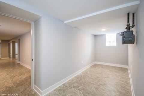 6525 S Artesian Ave, Chicago, IL 60629 photo 21