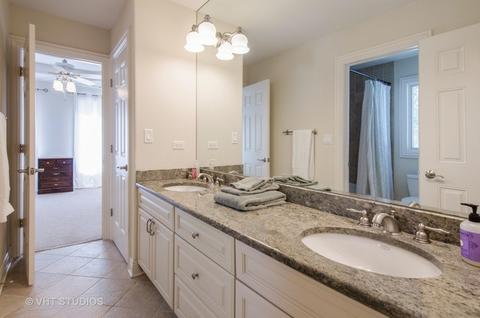 16 W734 87th St, Willowbrook, IL 60527 photo 18