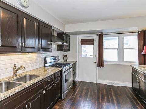 815 Park Ln, Hoffman Estates, IL 60192 photo 5