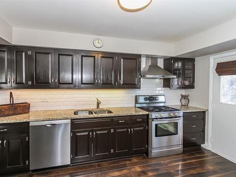 815 Park Ln, Hoffman Estates, IL 60192 photo 6