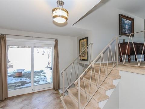 815 Park Ln, Hoffman Estates, IL 60192 photo 2