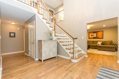 6642 Manor Dr, Burr Ridge, IL 60527 photo 3