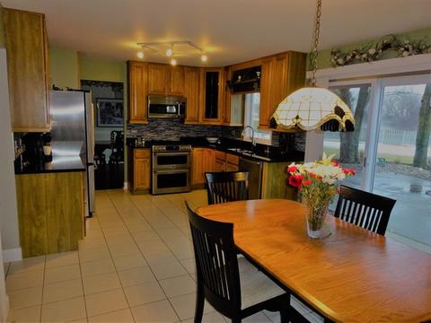 3630 N Alder Dr, Hoffman Estates, IL 60192 photo 4