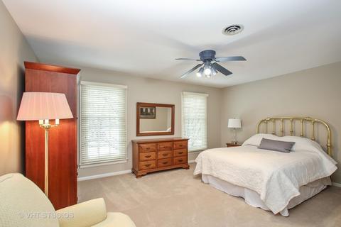 5503 Silentbrook Ln, Rolling Meadows, IL 60008 photo 15