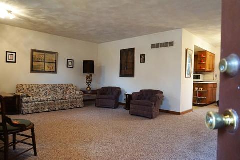 1909 Robert Dr, Champaign, IL 61821 photo 7