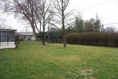 1909 Robert Dr, Champaign, IL 61821 photo 6