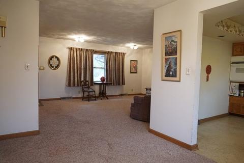 1909 Robert Dr, Champaign, IL 61821 photo 11