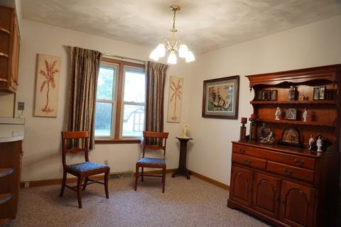 1909 Robert Dr, Champaign, IL 61821 photo 13