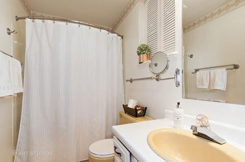 1323 Campbell Ave, Wheaton, IL 60189 photo 8