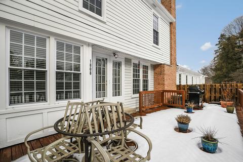 1808 Courtenay Dr, Wheaton, IL 60189 photo 38