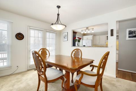 1808 Courtenay Dr, Wheaton, IL 60189 photo 13