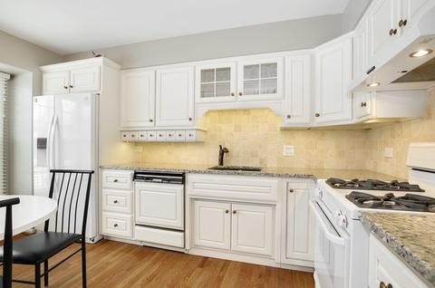1808 Courtenay Dr, Wheaton, IL 60189 photo 18