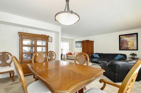 1808 Courtenay Dr, Wheaton, IL 60189 photo 12