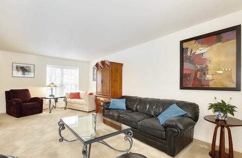 1808 Courtenay Dr, Wheaton, IL 60189 photo 11