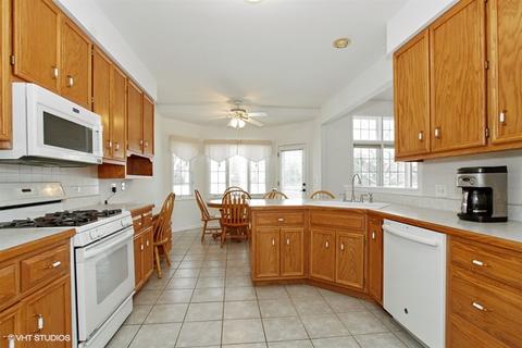 24163 Brown Ln, Plainfield, IL 60586 photo 5