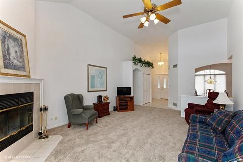 24163 Brown Ln, Plainfield, IL 60586 photo 3