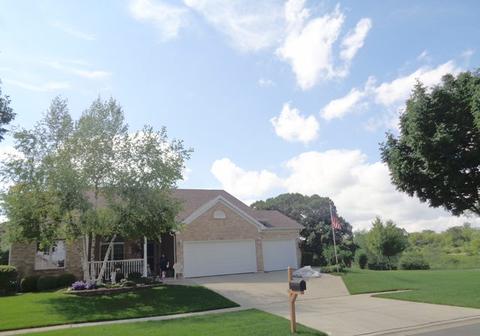 860 N Lyle Ave, Elgin, IL 60123 photo 1