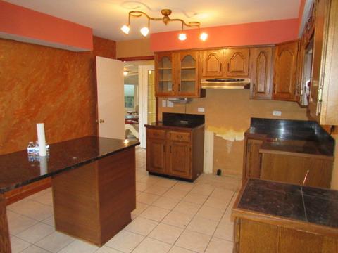 433 S Ardmore Ter, Addison, IL 60101 photo 4