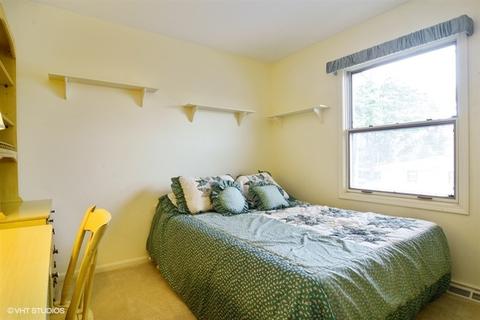 1302 E Thayer St, Mount Prospect, IL 60056 photo 15