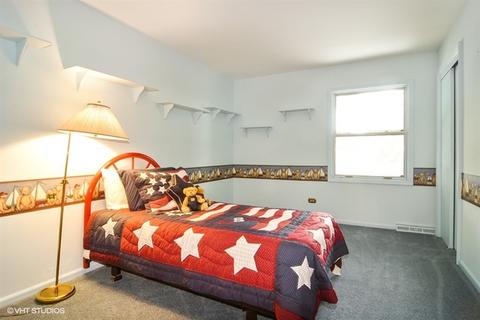 1302 E Thayer St, Mount Prospect, IL 60056 photo 16