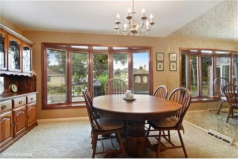 1302 E Thayer St, Mount Prospect, IL 60056 photo 8