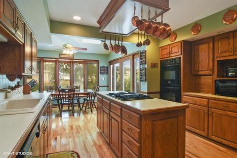 1302 E Thayer St, Mount Prospect, IL 60056 photo 6