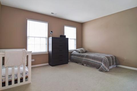 6090 Irene Dr, Hoffman Estates, IL 60192 photo 14