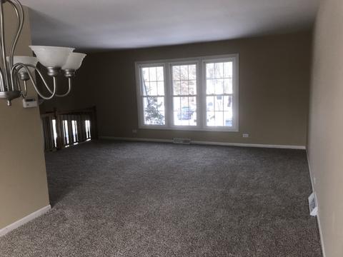 1 Devon Ct, Bolingbrook, IL 60440 photo 3