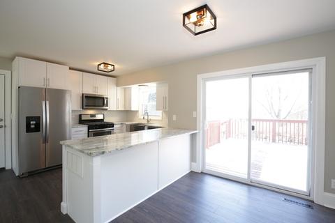 109 Augusta Dr, Mchenry, IL 60050 photo 6